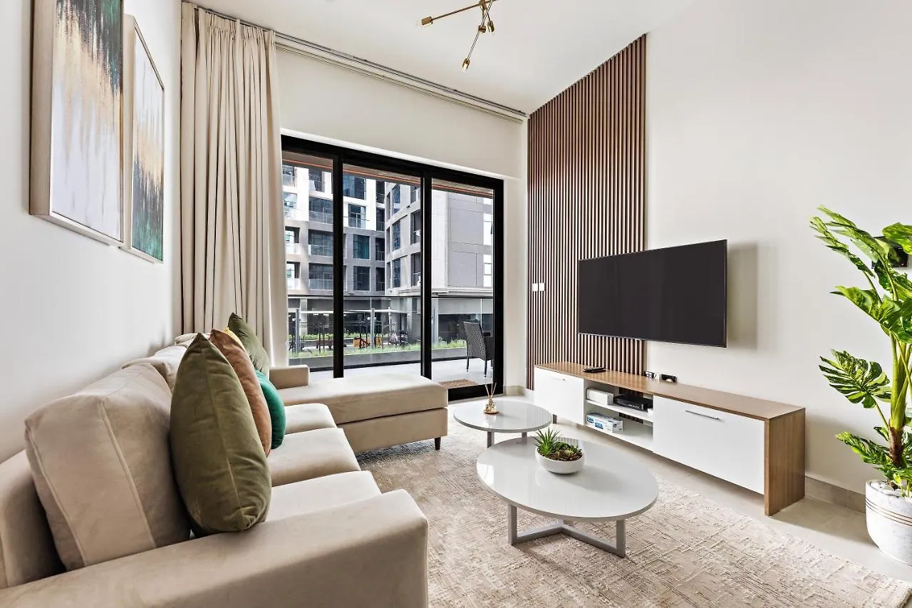 Apartment WelHome - Contemporary 1BR in Binghatti Canal & Burj Views Dubai