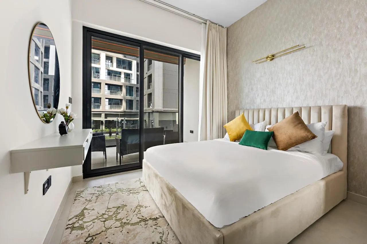 WelHome - Contemporary 1BR in Binghatti Canal & Burj Views Dubai 0*,  United Arab Emirates
