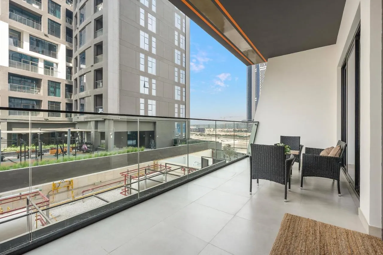 Apartment WelHome - Contemporary 1BR in Binghatti Canal & Burj Views Dubai United Arab Emirates